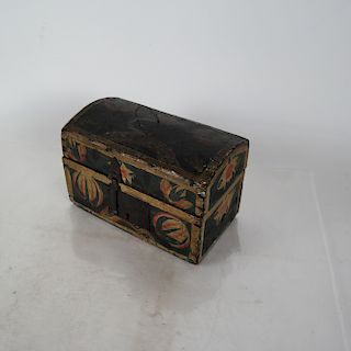 Antique Folk Art Dome Box/Trunk