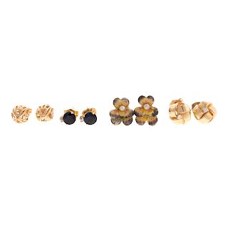 A Collection of Ladies Small Stud Earrings in 14K