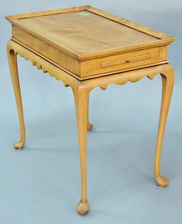 Eldred Wheeler maple and tiger maple Queen Anne tea table with candle slides. ht. 27 in., top: 18" x 28"