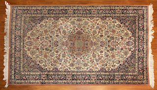 Fine Pakistani Persian Design Rug, 4.6 x 7.4