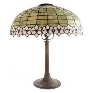 American Arts & Crafts Leaded Glass Table Lamp
