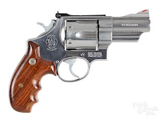Smith & Wesson Lew Horton model 629-1 revolver