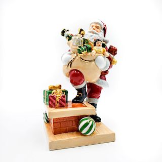 ROYAL DOULTON FIGURINE, HOLIDAY TRADITIONS COLLECTION