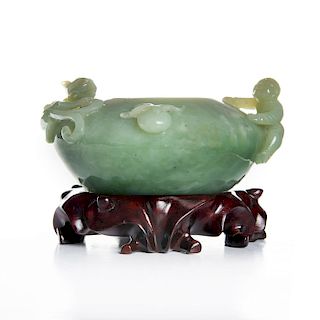 CHINESE EXPORT CARVED JADE BOWL WITH WOOD STAND