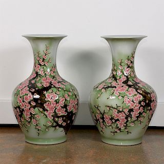 PAIR OF LARGE CHINESE VASES