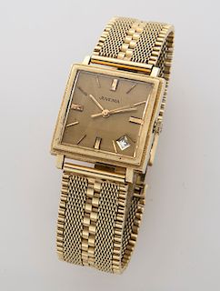 Juvenia 18K gold wristwatch
