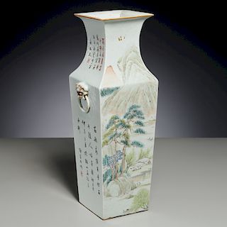 Large Chinese famille rose squared vase