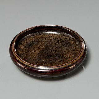 Chinese teadust glazed porcelain coupe