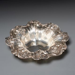 Reed & Barton, "Francis I" silver fruit bowl