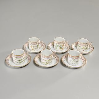 Set Royal Copenhagen Flora Danica cups & saucers