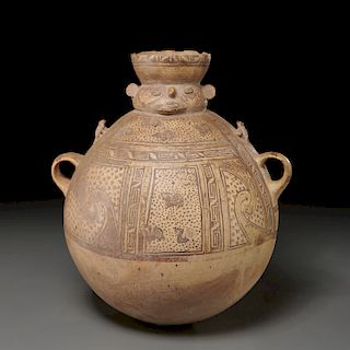 Large Pre-Colombian ceramic effigy vessel