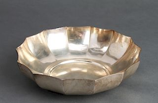 Tiffany & Co. Silver Scalloped Rim Serving Dish