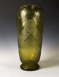 Legras/Mont Joye Art Deco Cameo Vase