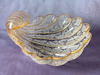 Etched and Gilded Glass Scalloped Shell Dish