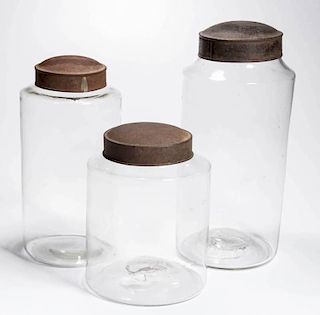 FREE-BLOWN AND BLOWN-MOLDED GLASS APOTHECARY OR STORE JARS, GRADUATED SET OF THREE