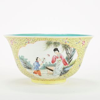 Chinese Guangxu Porcelain Yellow-Ground Famille Rose Bowl