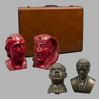 Lote mixto de 5 piezas. SXX. Diferentes materiales. Una Samsonite. Consta de: maleta y bustos de: Luis Echeverría, Akenatón, otros.