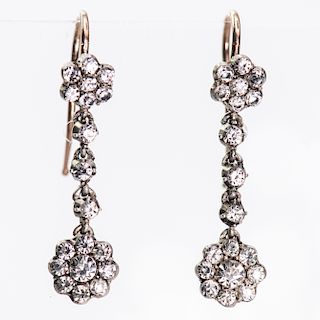 A PAIR OF LATE 19TH CENTURY PASTE SET EARRINGS, the simple 