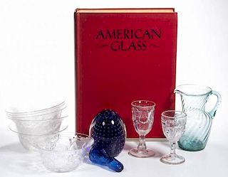 ASSORTED GLASS ARTICLES, LOT OF 11