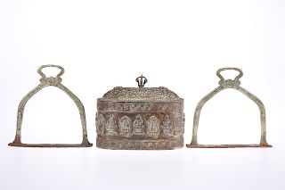 A TIBETAN BRASS BOX, 19TH CENTURY, rectangular with rounded