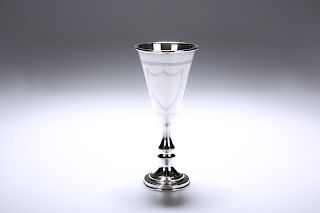 A SMALL GEORGE V SILVER CUP, CHESTER 1916, of tapering coni