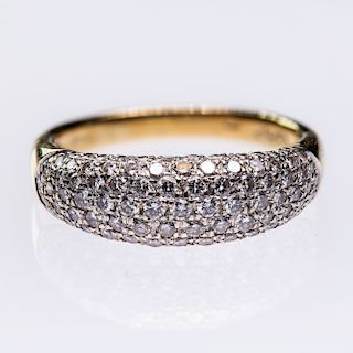 AN 18CT YELLOW GOLD AND DIAMOND RING, the bombe style mount