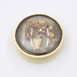 AN IVORY SNUFF BOX, LATE 18TH/EARLY 19TH CENTURY, circular,