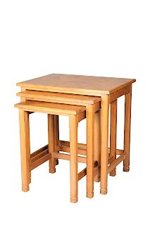 ALAN GRAINGER
 A NEST OF THREE ACORNMAN OAK TABLES, with ad
