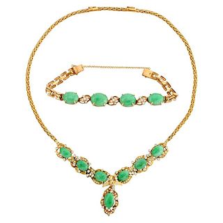 18 Karat Gold, Diamonds and Chinese Jade Necklace and Bracelet Set
