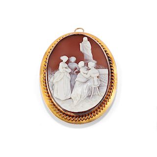 A 10K yellow gold cameo brooch