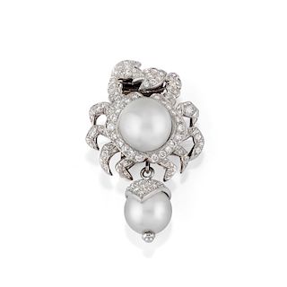 David Webb - A 18K white gold, cultured pearl and diamond brooch, David Webb