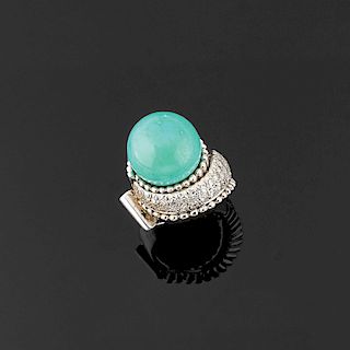 A 18K white gold, turquoise and diamond ring