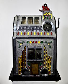 Vinatge Pace Slot Machine