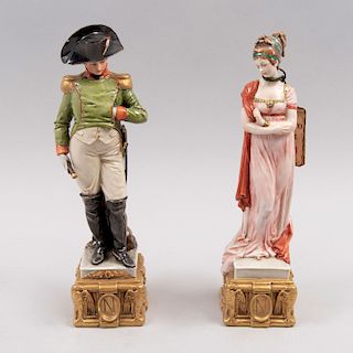 Napoleón Bonaparte y Josefina de Beauharnais. Italia, Ca. 1960-1979. Elaborados en porcelana Capodimonte acabado brillante.Pz: 2