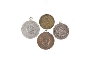 Medallas Conmemorativas de Porfirio Díaz. México, finales del Siglo XIX y principios del XX. Piezas: 4.