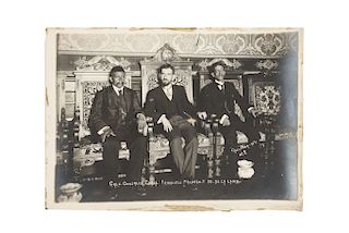 Casasola, Agustín Víctor. General González Garza, Francisco Pacheco y M. de la Lama. México, 1915. Fotografía, 12.7x 17.7 cm.