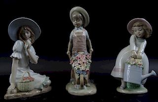 Collection of three lladro porcelain figures