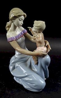 Lladro #6705 "One for you" 1999 Porcelain Figure