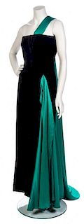 * A Jacqueline de Ribes Black Velvet Evening Gown, Size 10.
