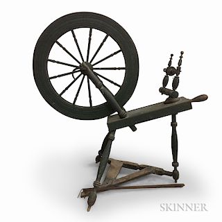 Green-painted and Turned Wood Spinning Wheel