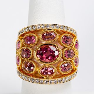 18k Yellow Gold, Pink Tourmaline, & Diamond Ring