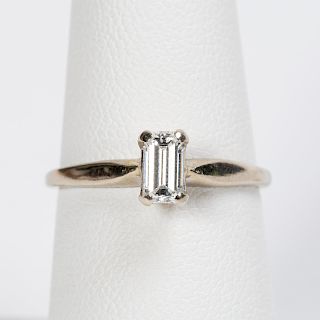 14k White Gold & Diamond Engagement Ring