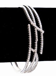 14k White Gold & Feathered Diamond Hinge Bracelet