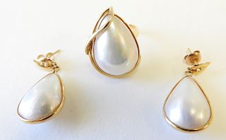 Mobe Pearl Ring & Earrings Set