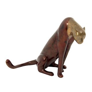 Loet Vanderveen. Holanda, años 80. Firmada. Escultura. Fundición en bronce patinado en rojo de un Cheetah de Kenya.