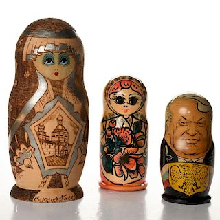 3 SETS OF WOODEN RUSSIAN NESTING DOLLS