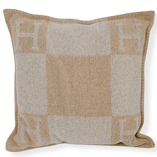 Hermes Avalon III Cushion