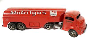 Smitty Toys Smith Miller Mobilgas Oil Tanker Truck