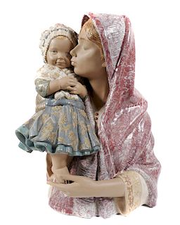Lladro "Mother Kissing Child" Gres Porcelain 