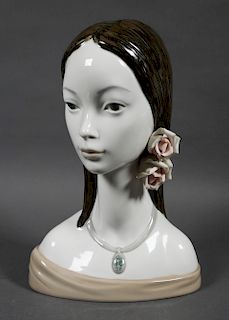 LLADRO Bust of Young Lady, Flowers in Hair